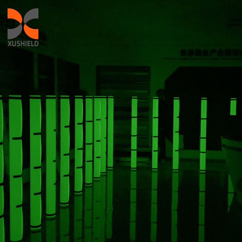 Installation sèche et humide Anti-tache TPU Couleur PPF fluorescence lumière verte luminescence TPU blanc à vert photochromisme Peinture de protection pour voiture